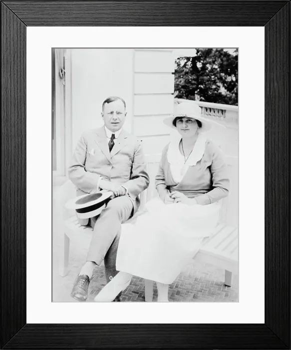 Framed Print : J.M. Cox & wife, between c1915 and c1920. Creator: Bain News Service Framed Print : J.M. Cox & wife, between c1915 and c1920. Creator: Bain News Service