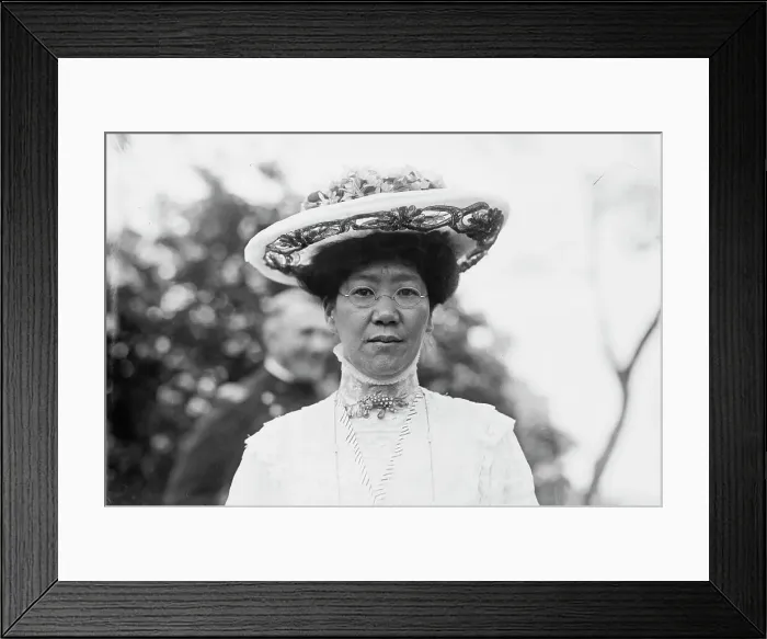 Framed Print : Mme. Uriu, 1917. Creator: Bain News Service Framed Print : Mme. Uriu, 1917. Creator: Bain News Service