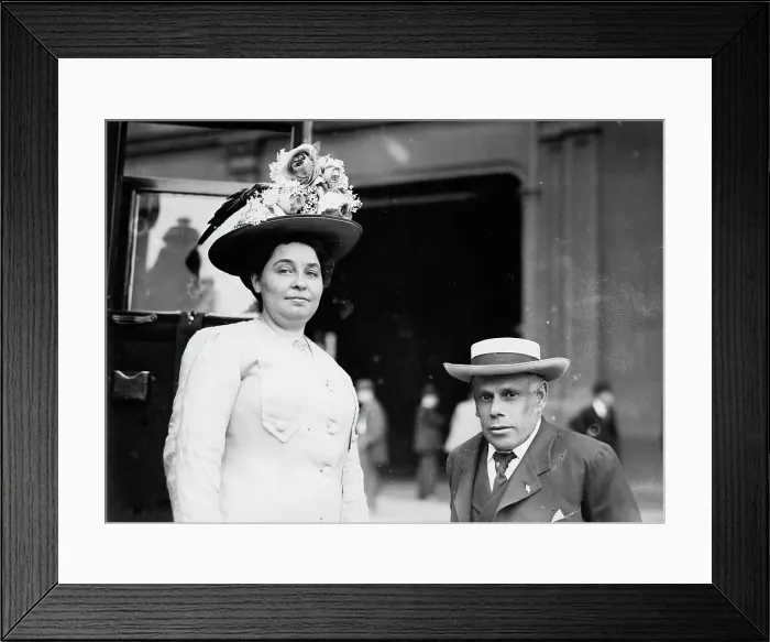 Framed Print : Mr. and Mrs. Marshall Wilder, 1910. Creator: Bain News Service Framed Print : Mr. and Mrs. Marshall Wilder, 1910. Creator: Bain News Service