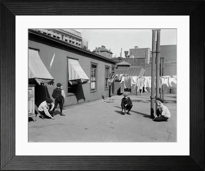 Framed Print : Living on a skyscraper, c1919. Creator: Bain News Service Framed Print : Living on a skyscraper, c1919. Creator: Bain News Service