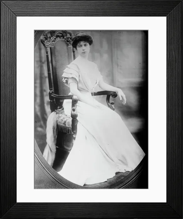 Framed Print : Mrs. L.V. Harcourt, cameo portrait, sitting, 1912. Creator: Bain News Service Framed Print : Mrs. L.V. Harcourt, cameo portrait, sitting, 1912. Creator: Bain News Service