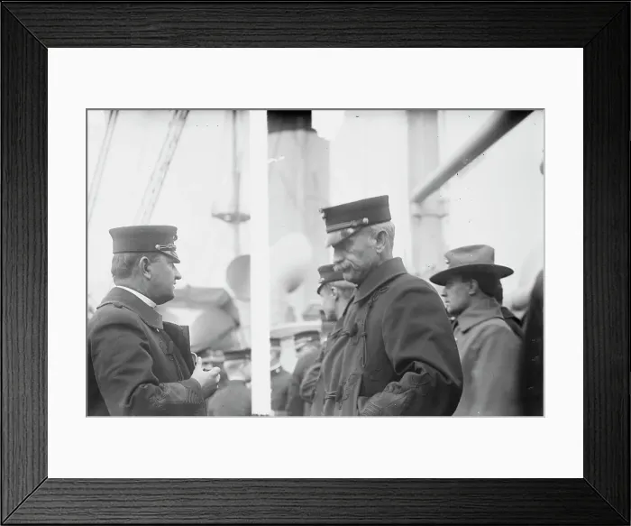Framed Print : Maj. Neville, Col. J.E. Mahoney, 1914. Creator: Bain News Service Framed Print : Maj. Neville, Col. J.E. Mahoney, 1914. Creator: Bain News Service