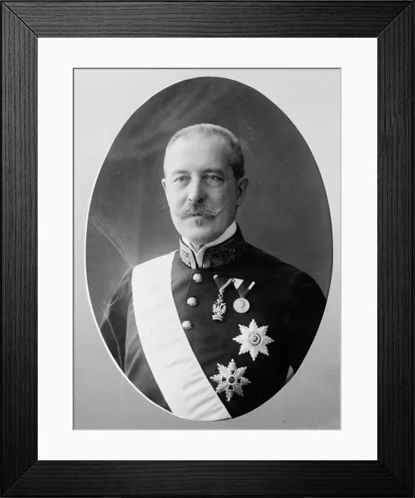 Framed Print : von Aehrenthal, cameo portrait, in uniform, 1910. Creator: Bain News Service Framed Print : von Aehrenthal, cameo portrait, in uniform, 1910. Creator: Bain News Service