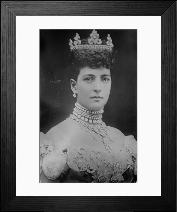 Framed Print : Dowager Queen Alexandra, 1910. Creator: Bain News Service