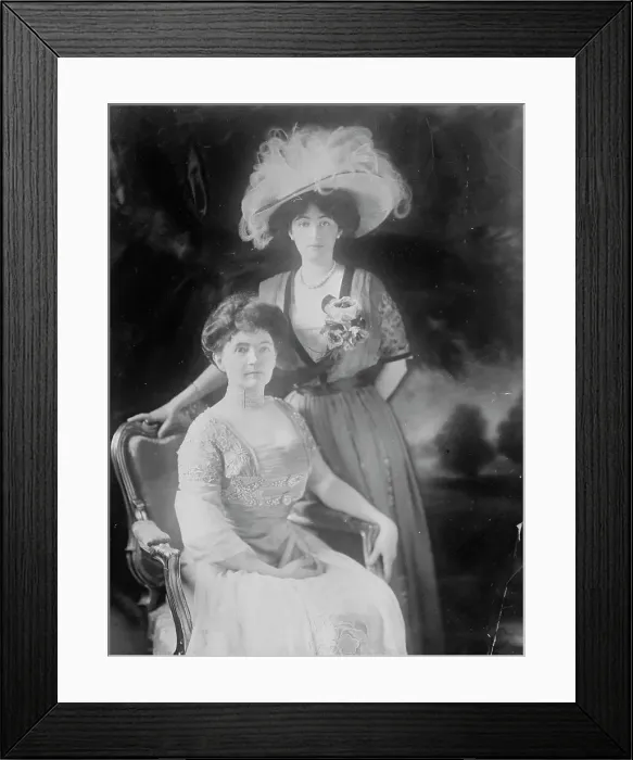 Framed Print : Mrs. Thos. Walsh and Mrs. McLean, her daughter, 1910. Creator: Bain News Service Framed Print : Mrs. Thos. Walsh and Mrs. McLean, her daughter, 1910. Creator: Bain News Service