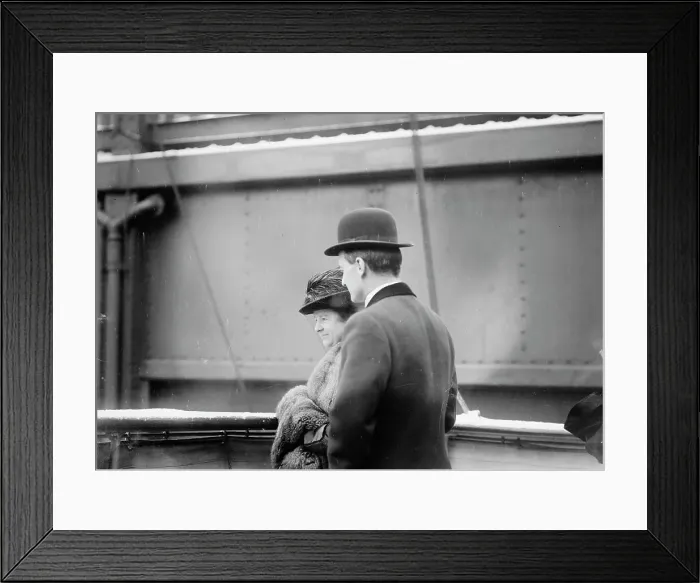 Framed Print : F.J. Shepard & wife, 1913. Creators: Bain News Service, George Graham Bain Framed Print : F.J. Shepard & wife, 1913. Creators: Bain News Service, George Graham Bain