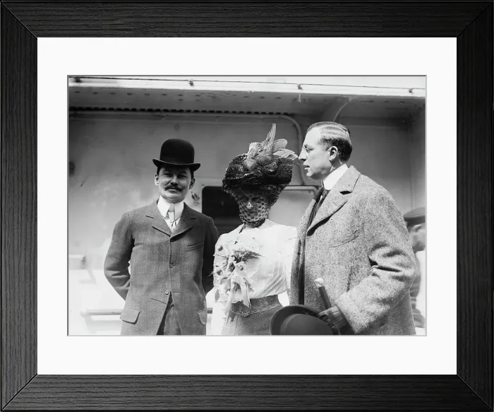 Framed Print : Mr. and Mrs. C.F. Bishop with Clifford Harmon, 1910. Creator: Bain News Service Framed Print : Mr. and Mrs. C.F. Bishop with Clifford Harmon, 1910. Creator: Bain News Service