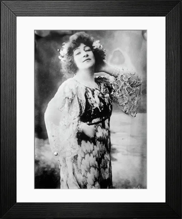Framed Print : Georgette Leblanc, 1911. Creator: Bain News Service Framed Print : Georgette Leblanc, 1911. Creator: Bain News Service