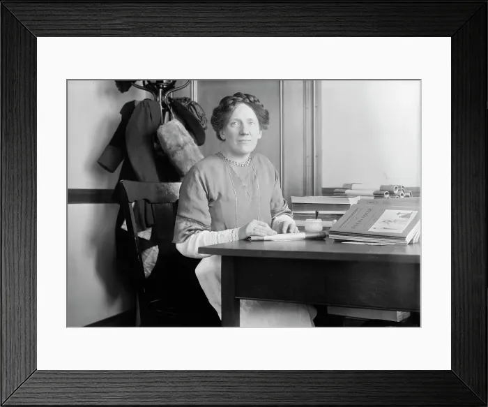 Framed Print : Miss Cornelia Swinnerton, 1912. Creator: Bain News Service Framed Print : Miss Cornelia Swinnerton, 1912. Creator: Bain News Service