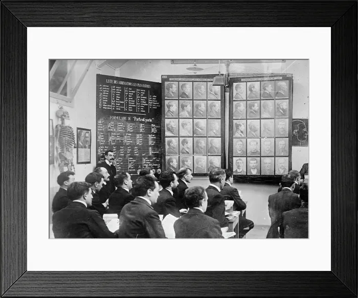 Framed Print : Portrait Parle class, France, between c1910 and c1915. Creator: Bain News Service Framed Print : Portrait Parle class, France, between c1910 and c1915. Creator: Bain News Service