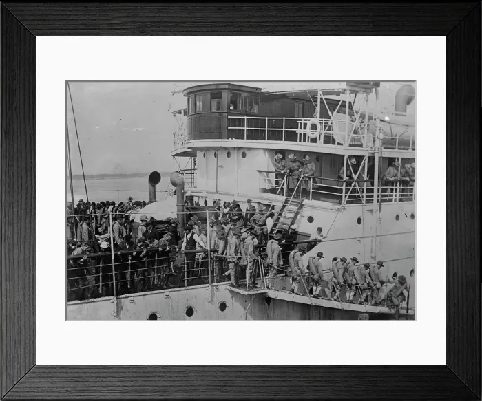 Framed Print : Troops arrive at Galveston, between c1910 and c1915. Creator: Bain News Service Framed Print : Troops arrive at Galveston, between c1910 and c1915. Creator: Bain News Service