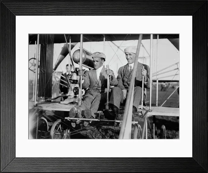 Framed Print : Al Welsh & G.W. Beatty, 1911. Creator: Bain News Service Framed Print : Al Welsh & G.W. Beatty, 1911. Creator: Bain News Service