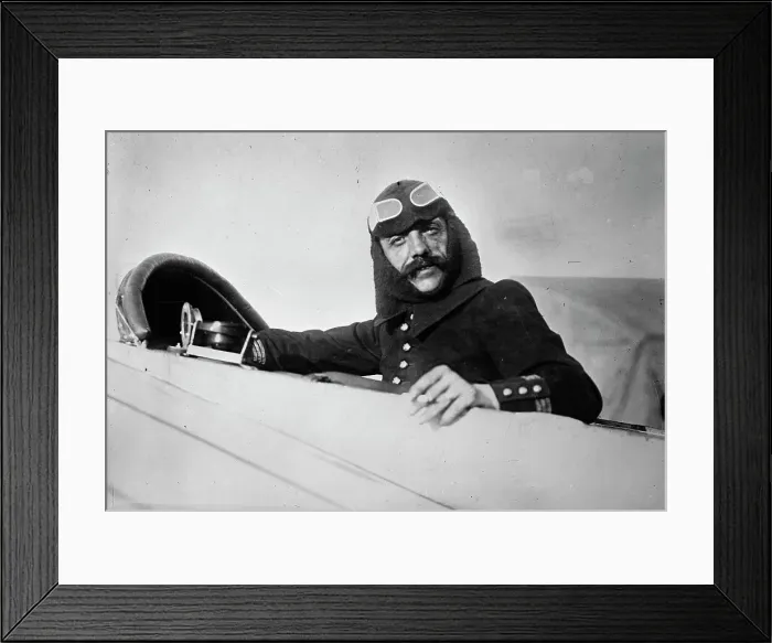 Framed Print : Capt. Felix of Army Aero. Corps. between c1910 and c1915. Creator: Bain News Service Framed Print : Capt. Felix of Army Aero. Corps. between c1910 and c1915. Creator: Bain News Service