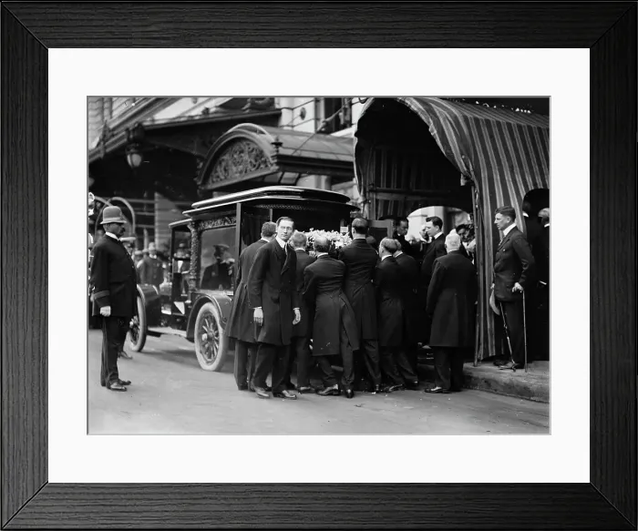 Framed Print : J.W. Gates Funeral, N.Y. City, 1911. Creator: Bain News Service Framed Print : J.W. Gates Funeral, N.Y. City, 1911. Creator: Bain News Service