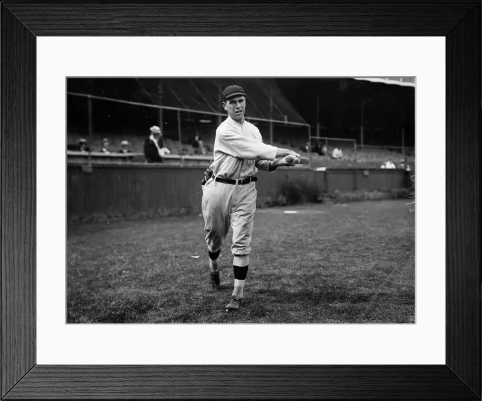 Framed Print : Fred Snodgrass, New York, NL (baseball), 1910. Creator: Bain News Service