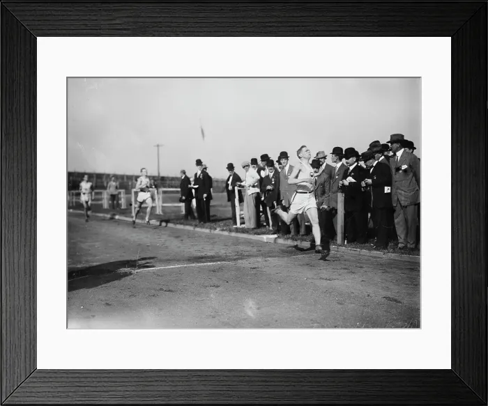 Framed Print : Mel Sheppard [sports], between c1910 and c1915. Creator: Bain News Service