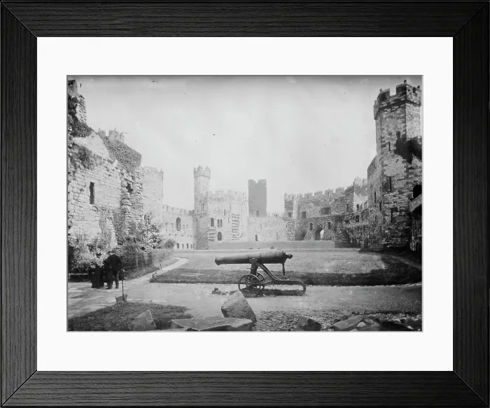 Framed Print : Carnarvon Castle, between c1910 and c1915. Creator: Bain News Service Framed Print : Carnarvon Castle, between c1910 and c1915. Creator: Bain News Service
