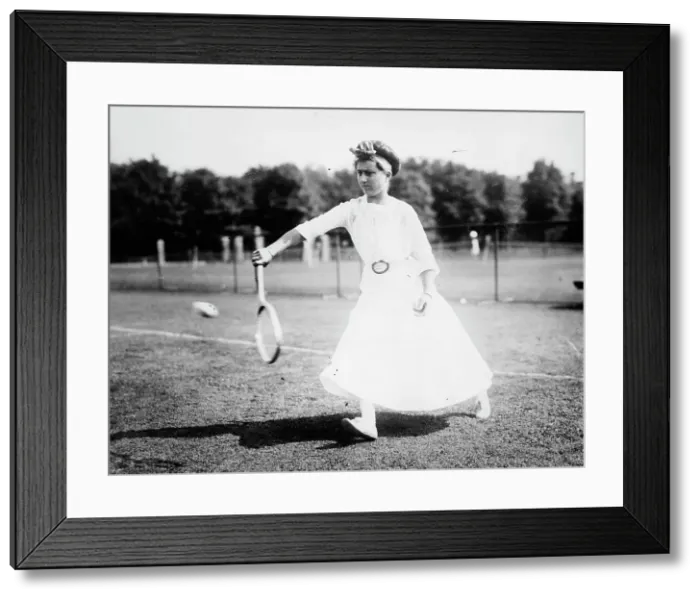 Framed Print : Florence Sutton, between c1910 and c1915. Creator: Bain News Service