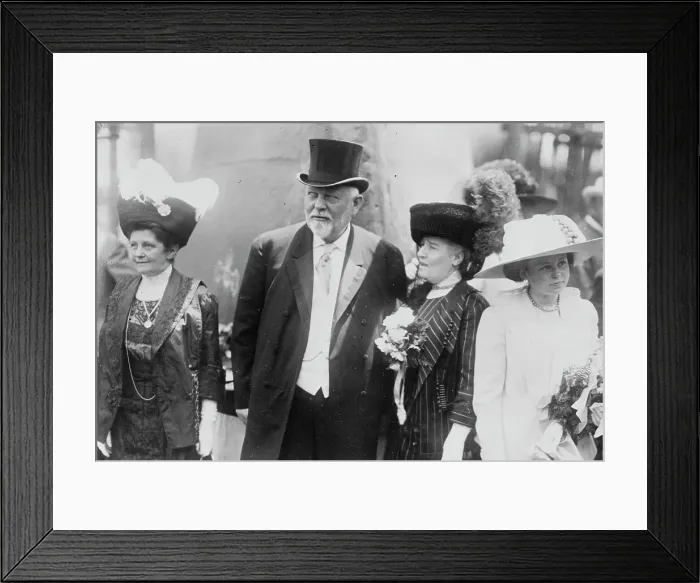 Framed Print : Susan Carey, Gov. J.M. Carey & wife, Dorothy Knight, 1911. Creator: Bain News Service Framed Print : Susan Carey, Gov. J.M. Carey & wife, Dorothy Knight, 1911. Creator: Bain News Service