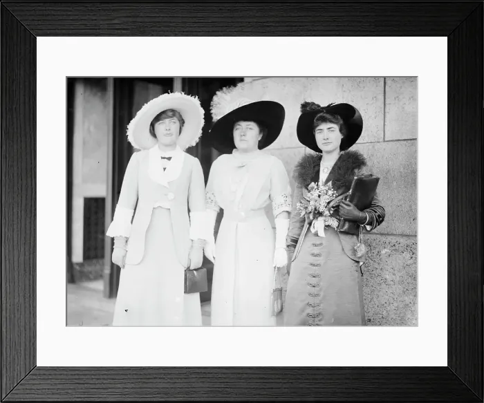 Framed Print : Miss N. Mack, Mrs. N.E. Mack, Miss H. Mack, 1912. Creator: Bain News Service Framed Print : Miss N. Mack, Mrs. N.E. Mack, Miss H. Mack, 1912. Creator: Bain News Service