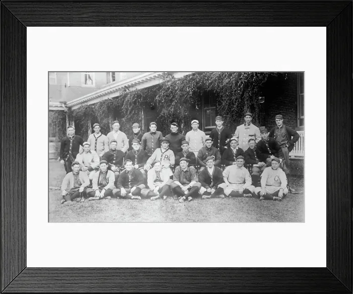 Framed Print : Cincinnati Baseball team, 1910. Creator: Bain News Service Framed Print : Cincinnati Baseball team, 1910. Creator: Bain News Service