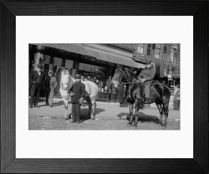 Framed Print : Fire engine horses, between c1910 and c1915. Creator: Bain News Service Framed Print : Fire engine horses, between c1910 and c1915. Creator: Bain News Service