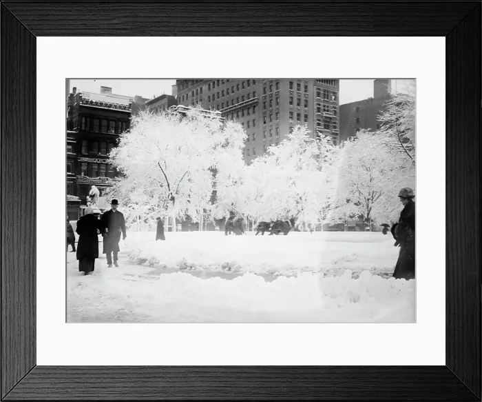 Framed Print : Union Sq. after storm, between c1910 and c1915. Creator: Bain News Service Framed Print : Union Sq. after storm, between c1910 and c1915. Creator: Bain News Service