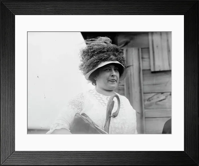 Framed Print : Mrs. Winsor McCay, between c1910 and c1915. Creator: Bain News Service Framed Print : Mrs. Winsor McCay, between c1910 and c1915. Creator: Bain News Service
