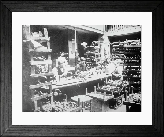 Framed Print : Making Xmas Toys, between c1910 and c1915. Creator: Bain News Service Framed Print : Making Xmas Toys, between c1910 and c1915. Creator: Bain News Service