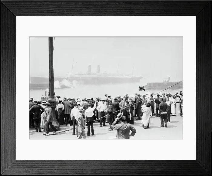 Framed Print : ADRIATIC sailing, between c1910 and c1915. Creator: Bain News Service Framed Print : ADRIATIC sailing, between c1910 and c1915. Creator: Bain News Service