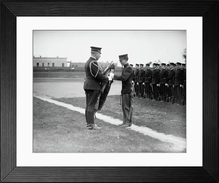 Framed Print : Gen. Leonard Wood & boy cadets, between c1910 and c1915. Creator: Bain News Service Framed Print : Gen. Leonard Wood & boy cadets, between c1910 and c1915. Creator: Bain News Service