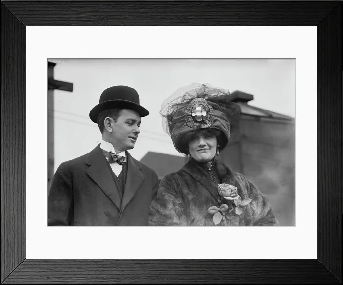 Framed Print : Mr. and Mrs. Donald Brian, 1910. Creator: Bain News Service Framed Print : Mr. and Mrs. Donald Brian, 1910. Creator: Bain News Service