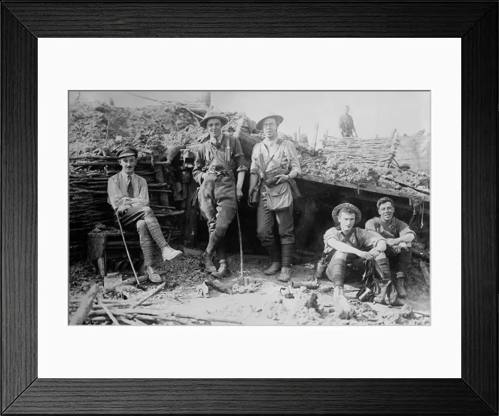 Framed Print : British observers in captured observation post, between c1915 and c1920. Creator: Bain News Service Framed Print : British observers in captured observation post, between c1915 and c1920. Creator: Bain News Service