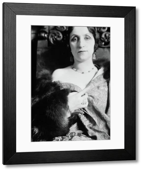 Framed Print : Galli-Curci, between c1915 and c1920. Creator: Bain News Service Framed Print : Galli-Curci, between c1915 and c1920. Creator: Bain News Service