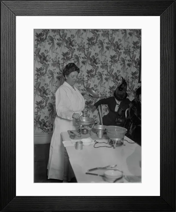 Framed Print : Bertha Shapleigh, between c1915 and c1920. Creator: Bain News Service Framed Print : Bertha Shapleigh, between c1915 and c1920. Creator: Bain News Service