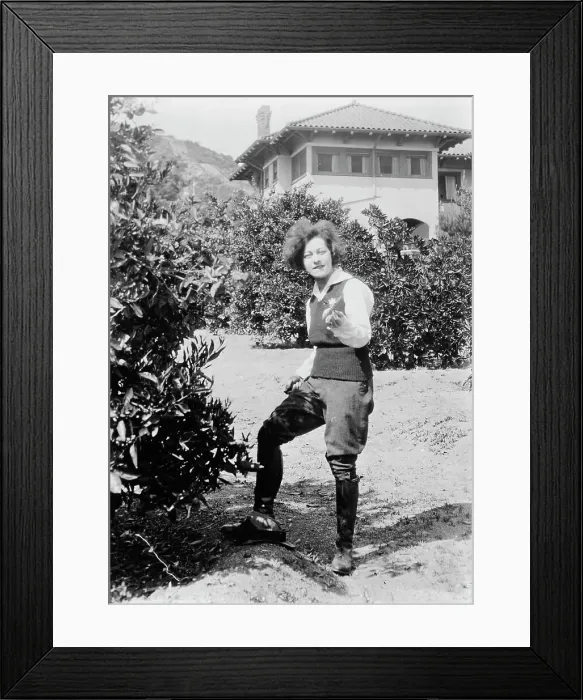 Framed Print : Alla Nazimova, between c1915 and c1920. Creator: Bain News Service Framed Print : Alla Nazimova, between c1915 and c1920. Creator: Bain News Service