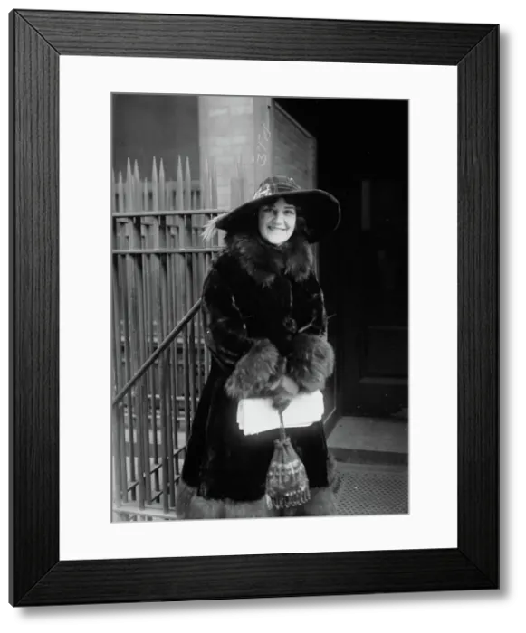 Framed Print : Margaret Romaine, between c1915 and c1920. Creator: Bain News Service Framed Print : Margaret Romaine, between c1915 and c1920. Creator: Bain News Service