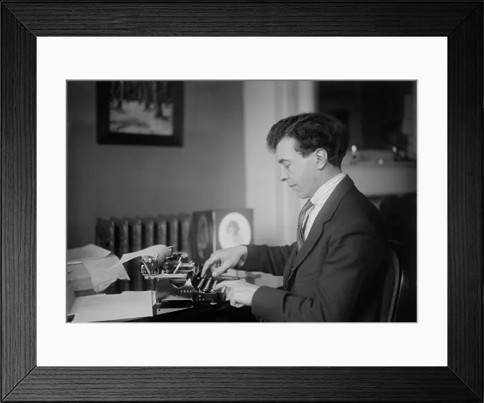 Framed Print : Benno Moiseiwitsch, between c1915 and c1920. Creator: Bain News Service Framed Print : Benno Moiseiwitsch, between c1915 and c1920. Creator: Bain News Service