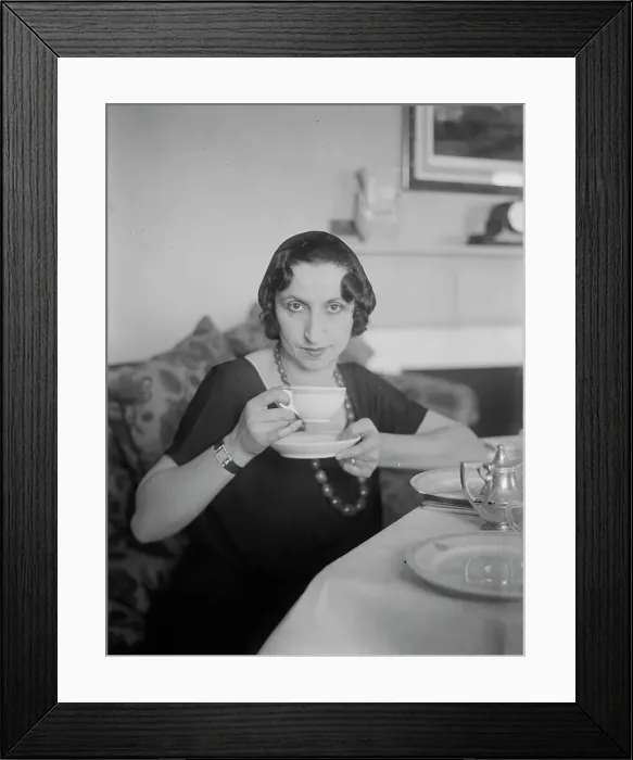 Framed Print : Galli-Curci, between c1915 and c1920. Creator: Bain News Service Framed Print : Galli-Curci, between c1915 and c1920. Creator: Bain News Service