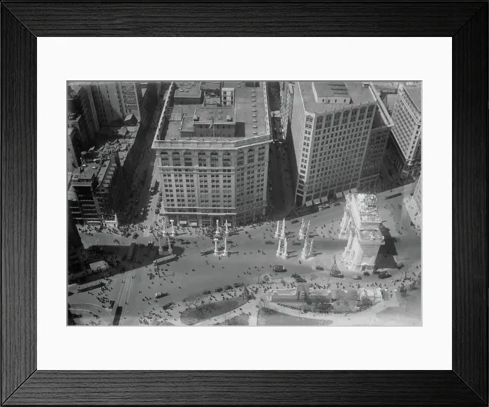 Framed Print : From Met. Bldg. 1918 or 1919. Creator: Bain News Service Framed Print : From Met. Bldg. 1918 or 1919. Creator: Bain News Service