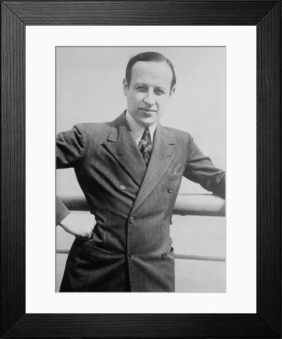 Framed Print : Eugene Goossens, between c1915 and c1920. Creator: Bain News Service Framed Print : Eugene Goossens, between c1915 and c1920. Creator: Bain News Service