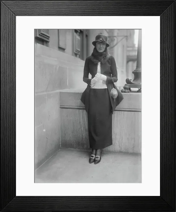 Framed Print : Marion Harris, between c1915 and c1920. Creator: Bain News Service Framed Print : Marion Harris, between c1915 and c1920. Creator: Bain News Service