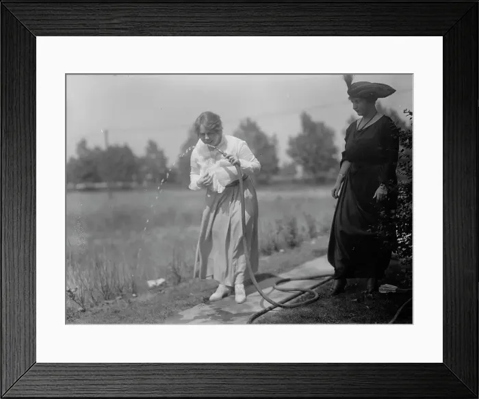 Framed Print : Lillian Rosedale & Vivian Holt, between c1915 and c1920. Creator: Bain News Service Framed Print : Lillian Rosedale & Vivian Holt, between c1915 and c1920. Creator: Bain News Service