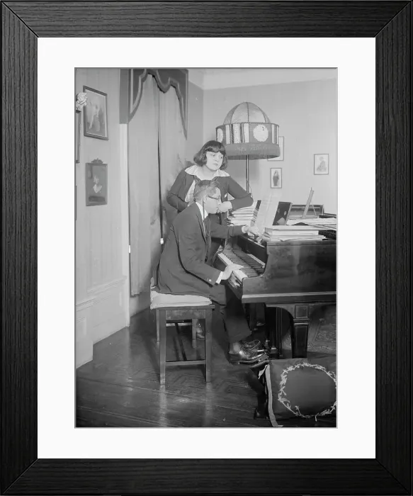 Framed Print : Rosa Ponselle, between c1915 and c1920. Creator: Bain News Service Framed Print : Rosa Ponselle, between c1915 and c1920. Creator: Bain News Service