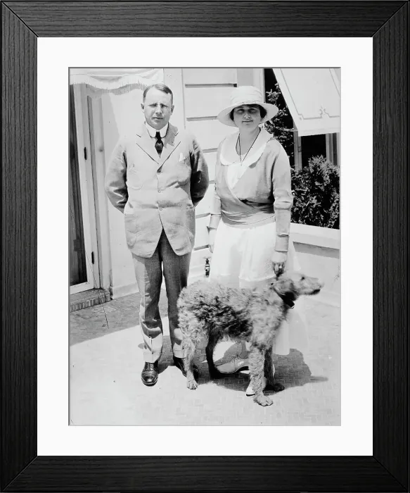 Framed Print : J.M. Cox & wife, between c1915 and c1920. Creator: Bain News Service Framed Print : J.M. Cox & wife, between c1915 and c1920. Creator: Bain News Service