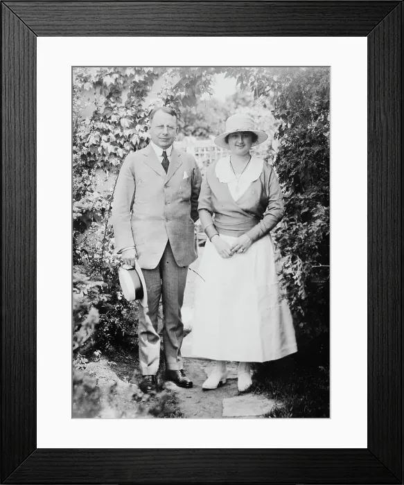 Framed Print : J.M. Cox & wife, between c1915 and c1920. Creator: Bain News Service Framed Print : J.M. Cox & wife, between c1915 and c1920. Creator: Bain News Service