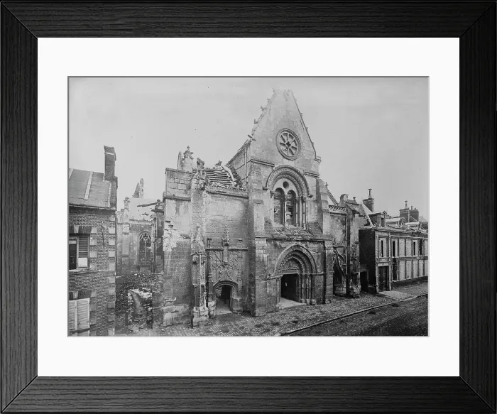 Framed Print : Roye - Facade of Church of St. Pierre, between c1915 and 1918. Creator: Bain News Service Framed Print : Roye - Facade of Church of St. Pierre, between c1915 and 1918. Creator: Bain News Service