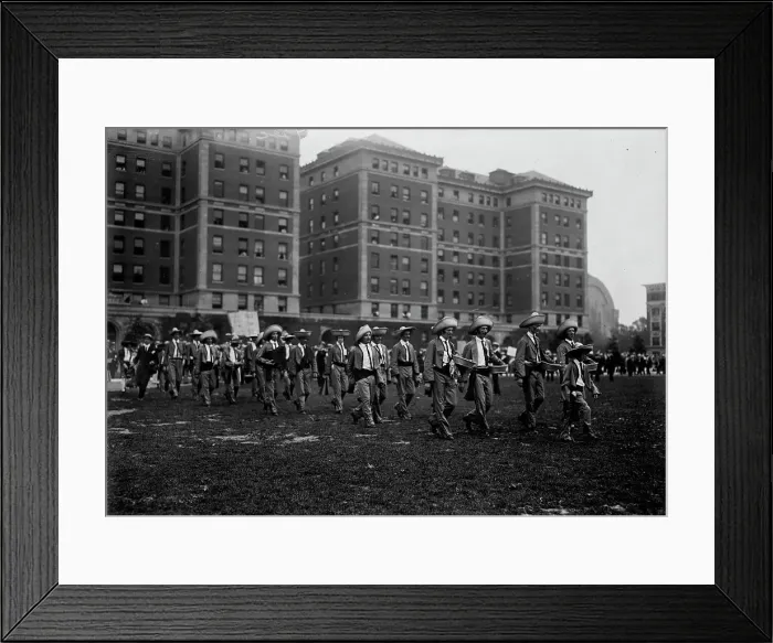 Framed Print : Columbia Alumni, 1913, 1913. Creator: Bain News Service Framed Print : Columbia Alumni, 1913, 1913. Creator: Bain News Service