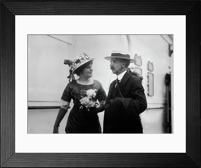 Framed Print : Mr. and Mrs. J.B. Walker, between c1910 and c1915. Creator: Bain News Service Framed Print : Mr. and Mrs. J.B. Walker, between c1910 and c1915. Creator: Bain News Service