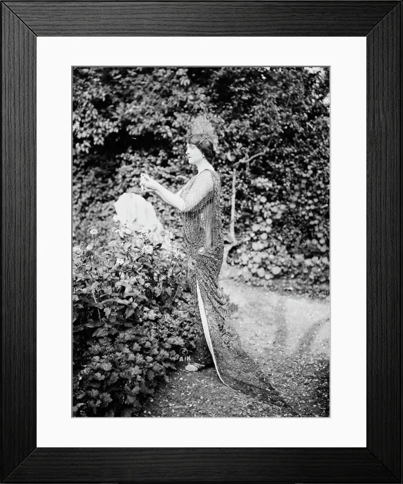 Framed Print : Baroness de Guestre, between c1910 and c1915. Creator: Bain News Service